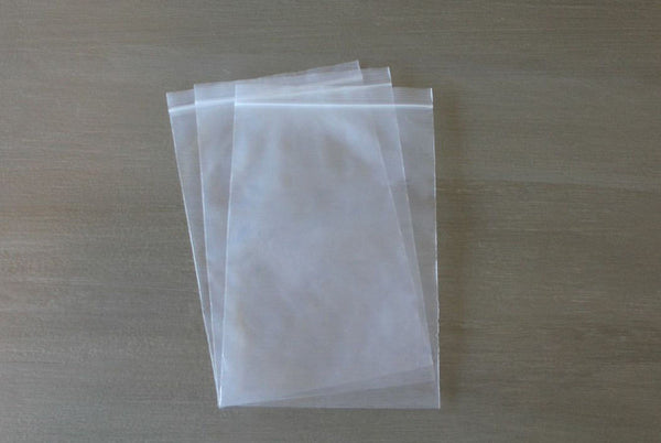 RE-CLOSABLE BAG-CLEAR