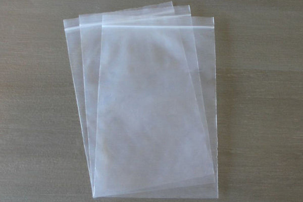 RE-CLOSABLE BAG-CLEAR